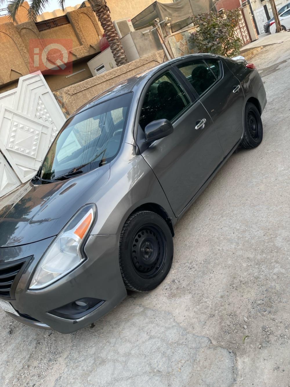 Nissan Versa